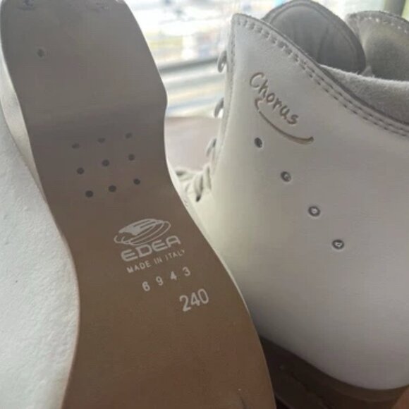 Edea Chorus Skates Size 240 White Figure Skates Used In Great Condition - Picture 2 of 4